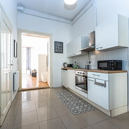 Vltava Apartments Prague 7 Exterior photo